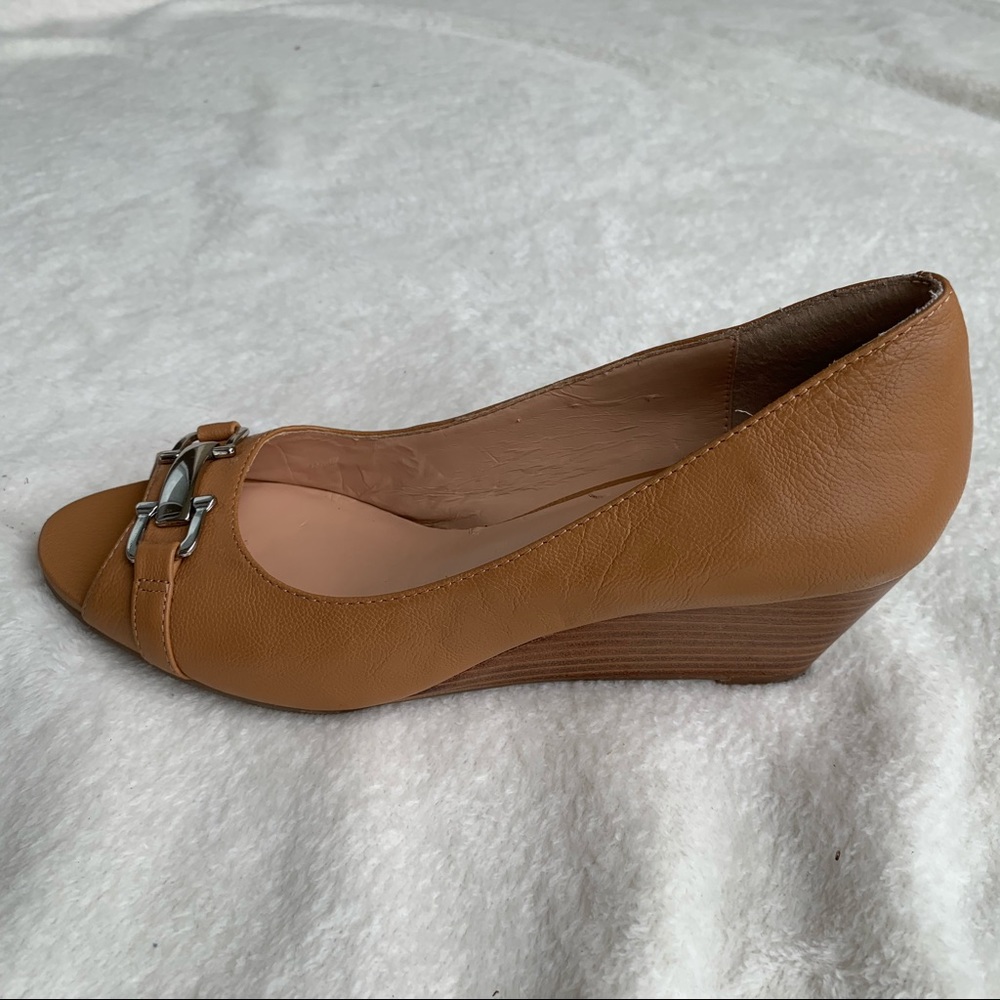 BCBGeneration Shoes - Picture 5 of 6